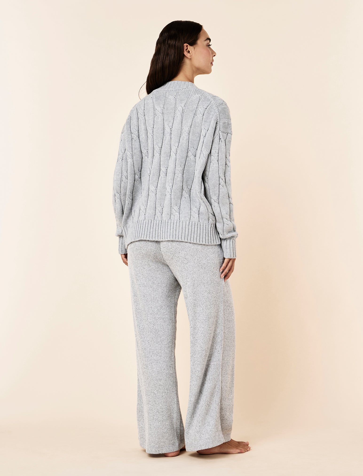 Cotton Cashmere Cable V-Neck Jumper