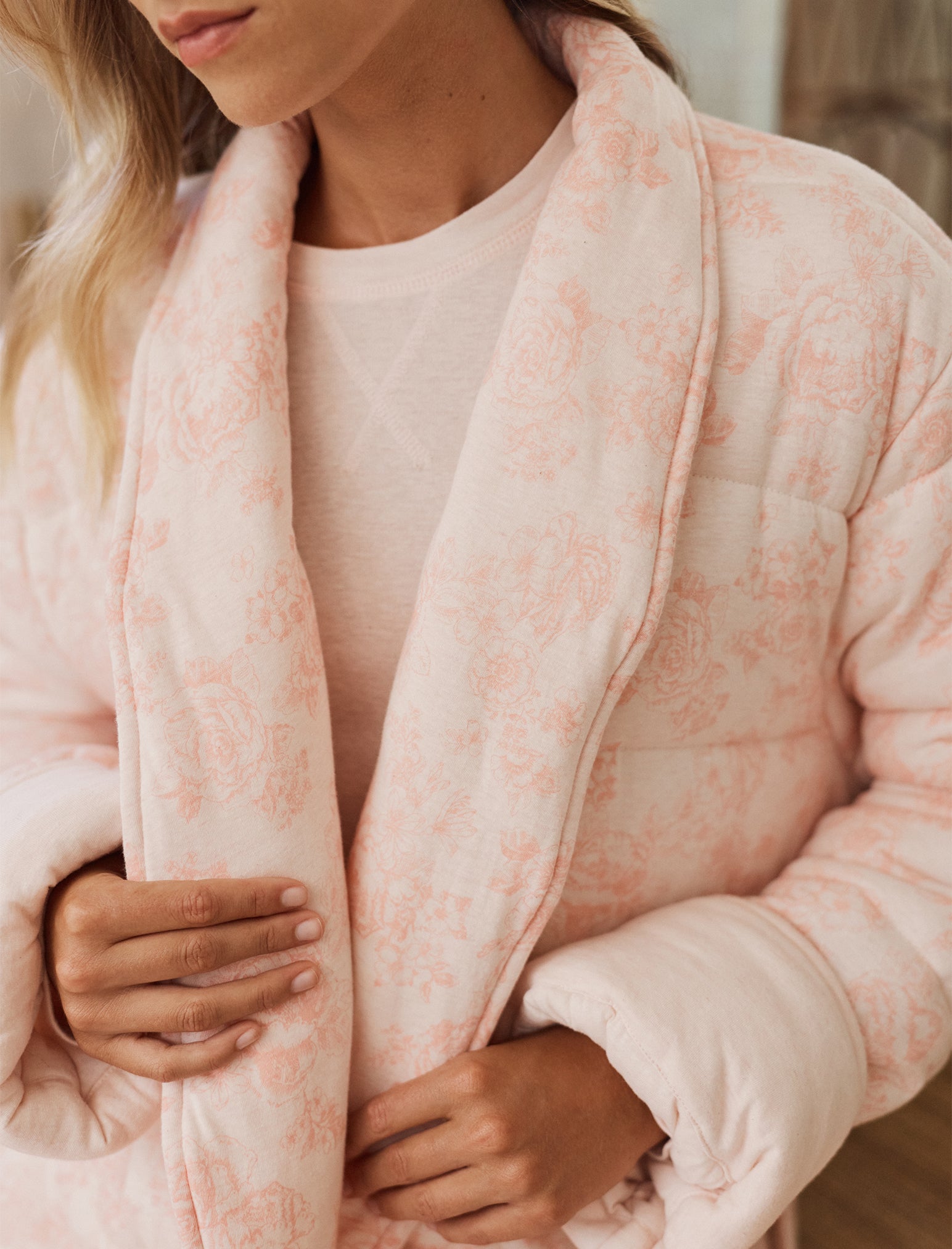Nostalgia Cuddle Puffa Robe