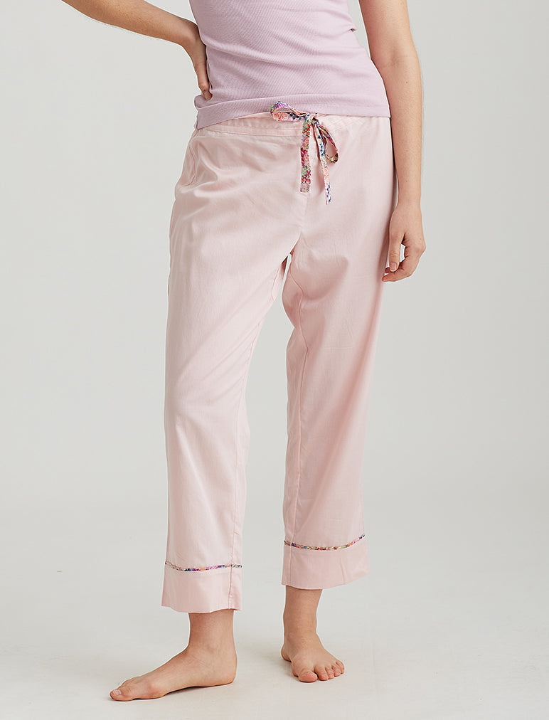 Painted Travels Trim Crop Pant
