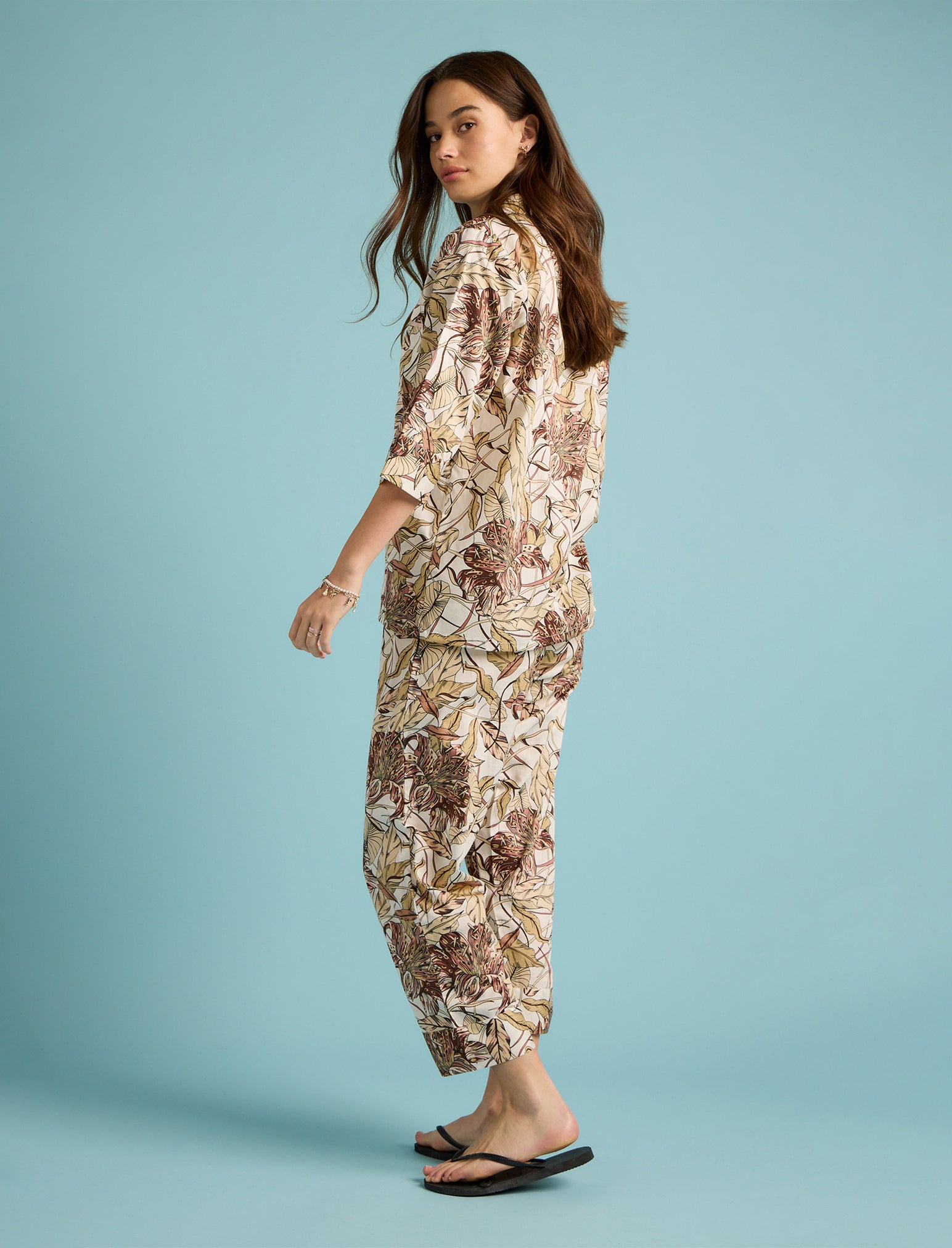 Karen Walker Lilies Crop PJ