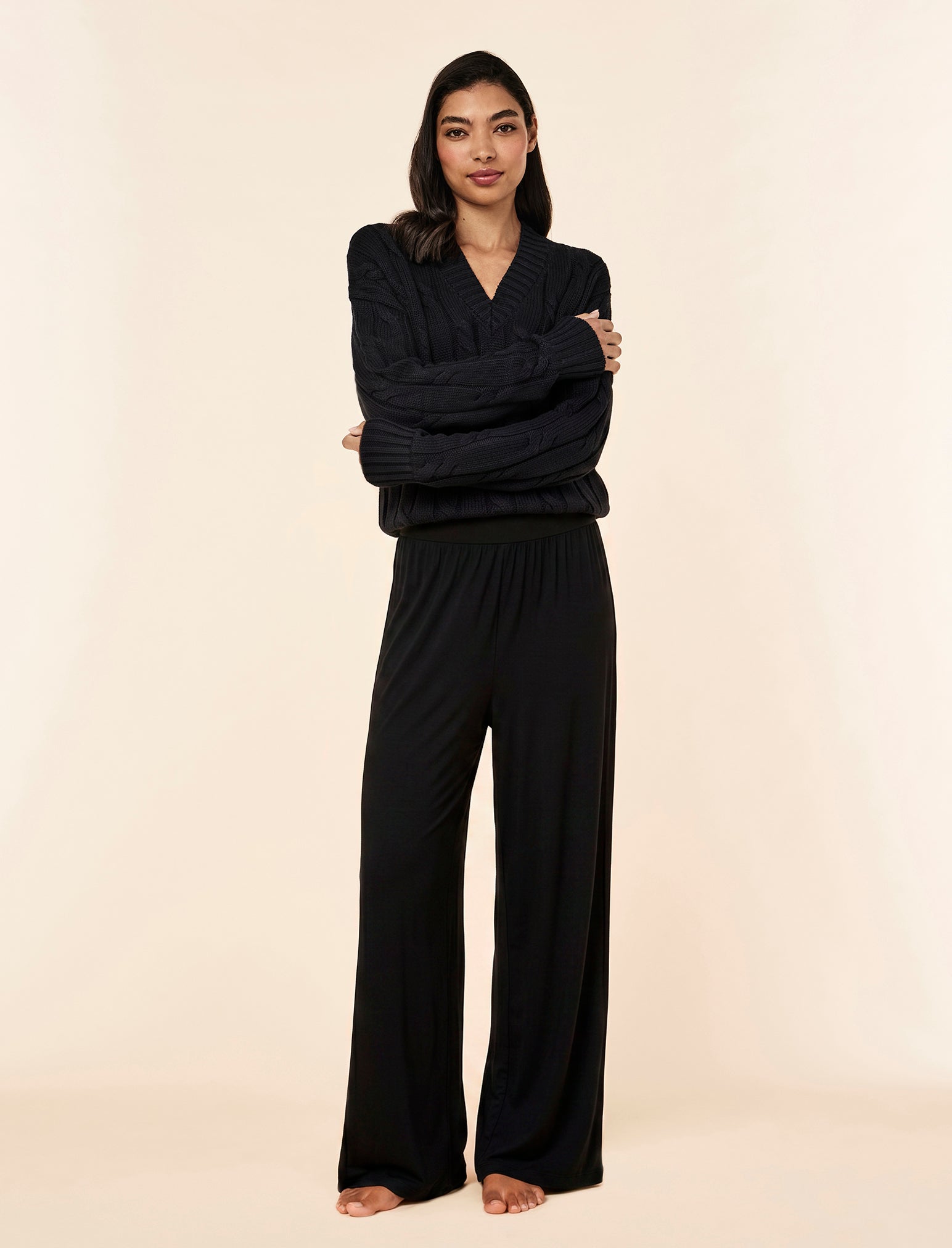 Cotton Cashmere Cable V-Neck Jumper