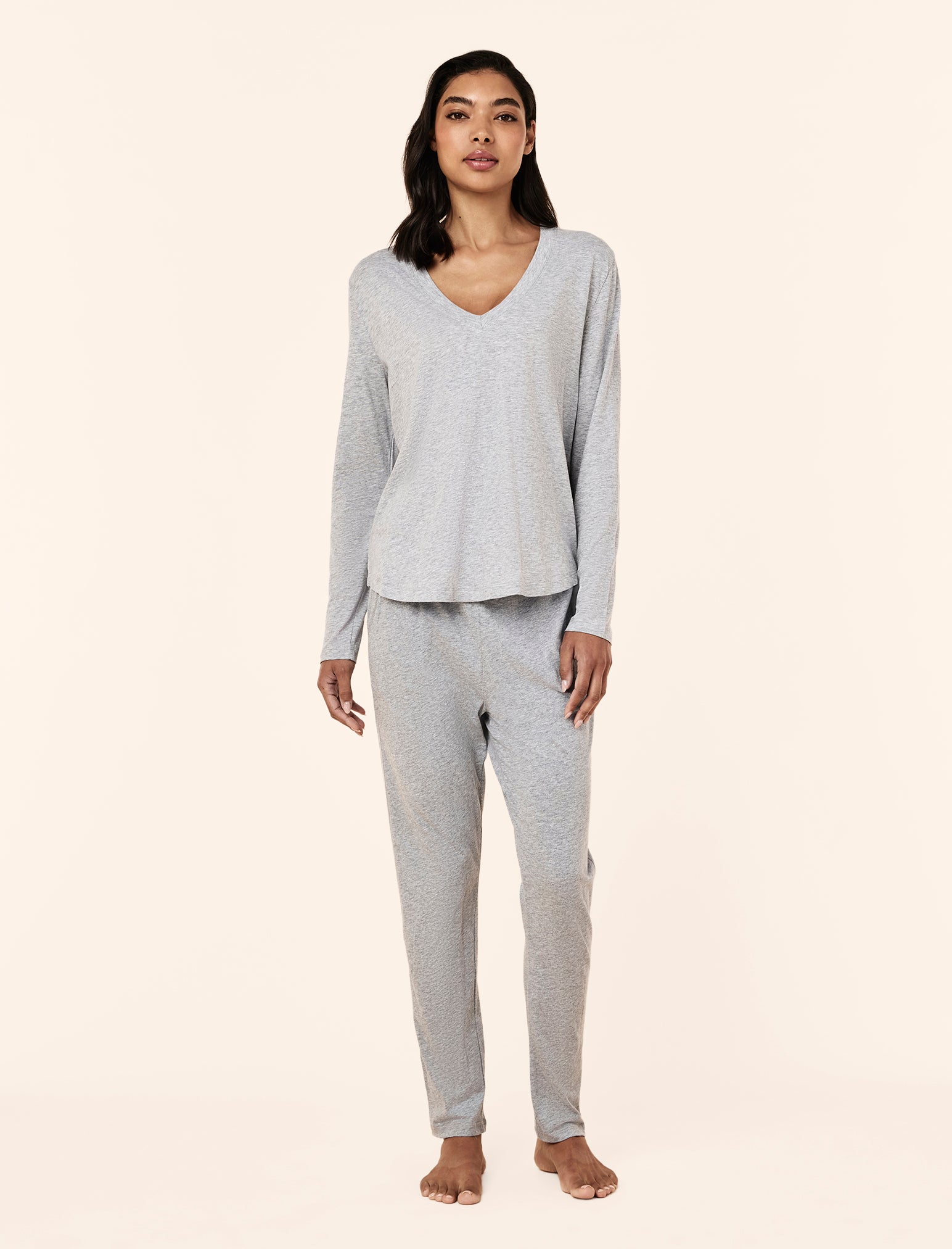 Jada Organic Cotton V-Neck Long Sleeve Tee