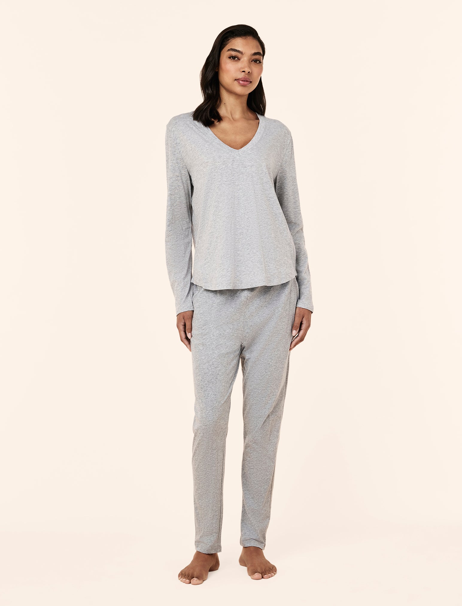 Jada Organic Cotton V-Neck Long Sleeve Tee