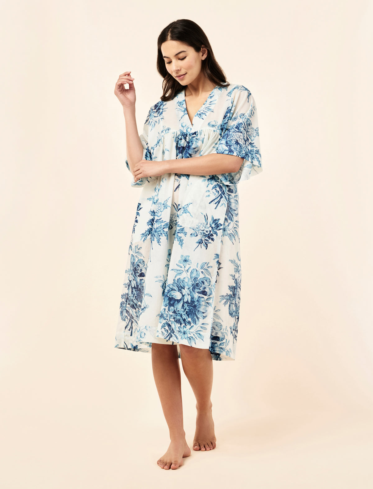 Sakura wearing the Karen Walker Romantic Floral Kaftan Nightie
[model: Sakura wears size S |  Height: 173cm/ 5’8” | Bust: 81cm | Waist: 64cm | Hips: 89cm]